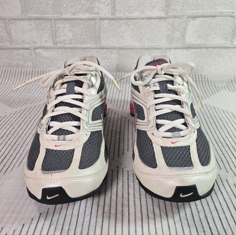 Nike Reveal 3 Gray & White Pink Shocks Size 7.5 Women's 365940-062 - Picture 4 of 10